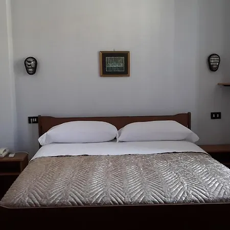Lido 7 Nani * Mascali
