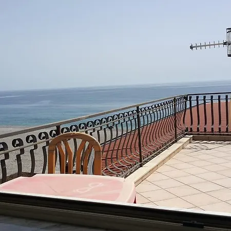 Lido 7 Nani Guest house Mascali
